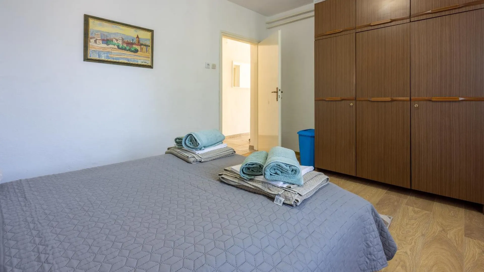 Miksic Apartment Selce 0*,