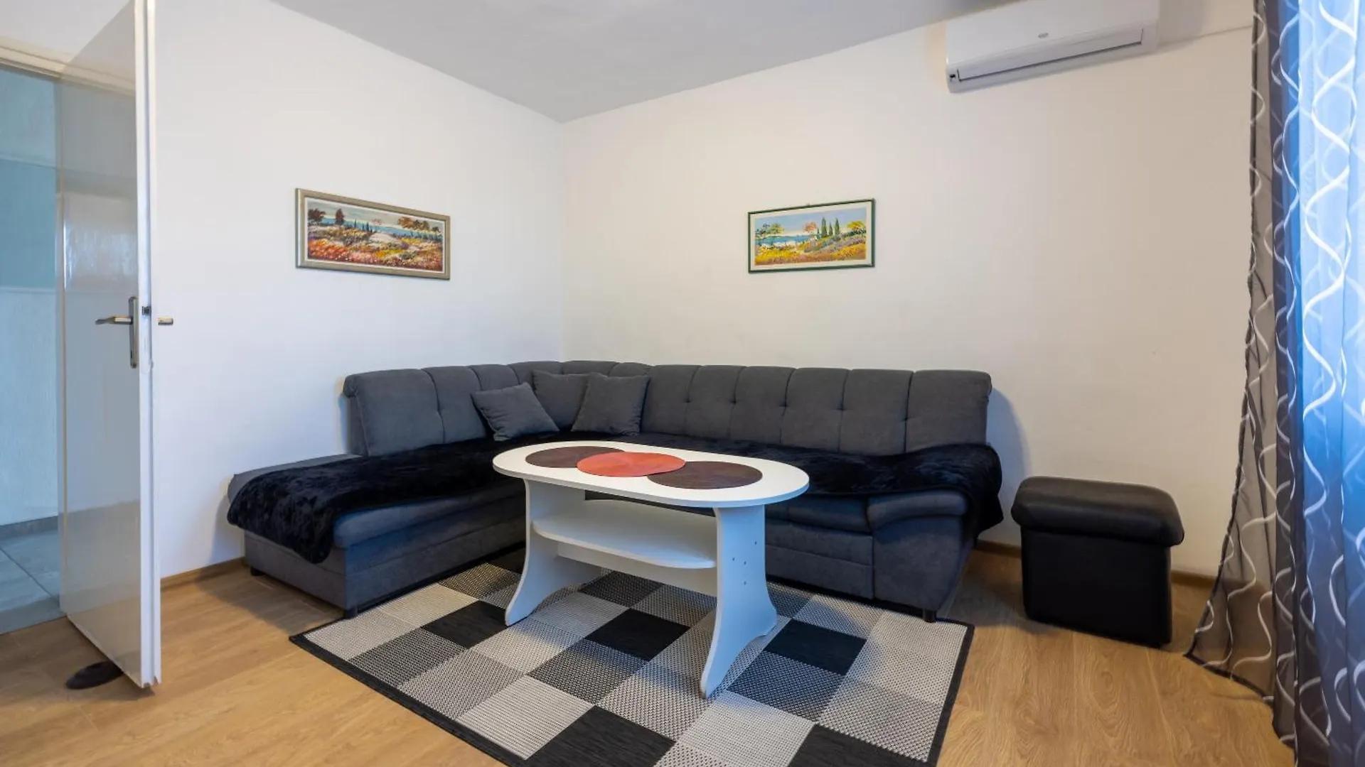 Miksic Apartment Selce