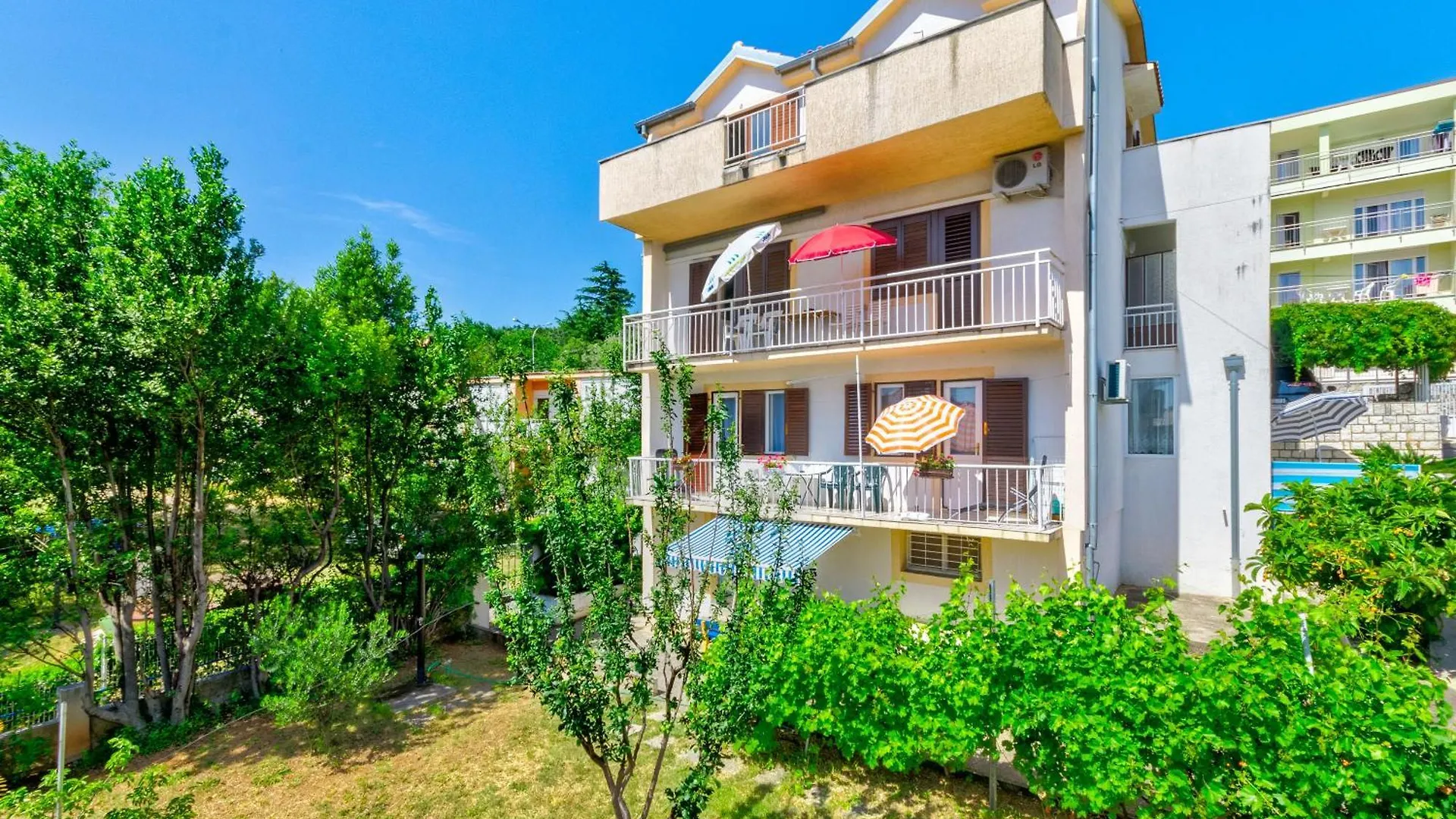 Miksic Apartment Selce Croatia